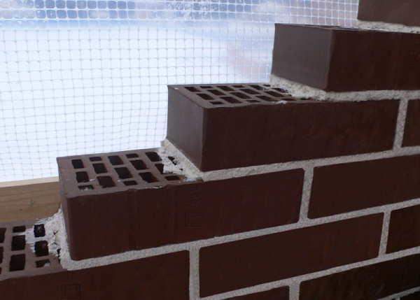 Кладочные строительные смеси: назначение и способ применения